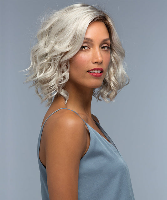 Wren – Front Lace Line